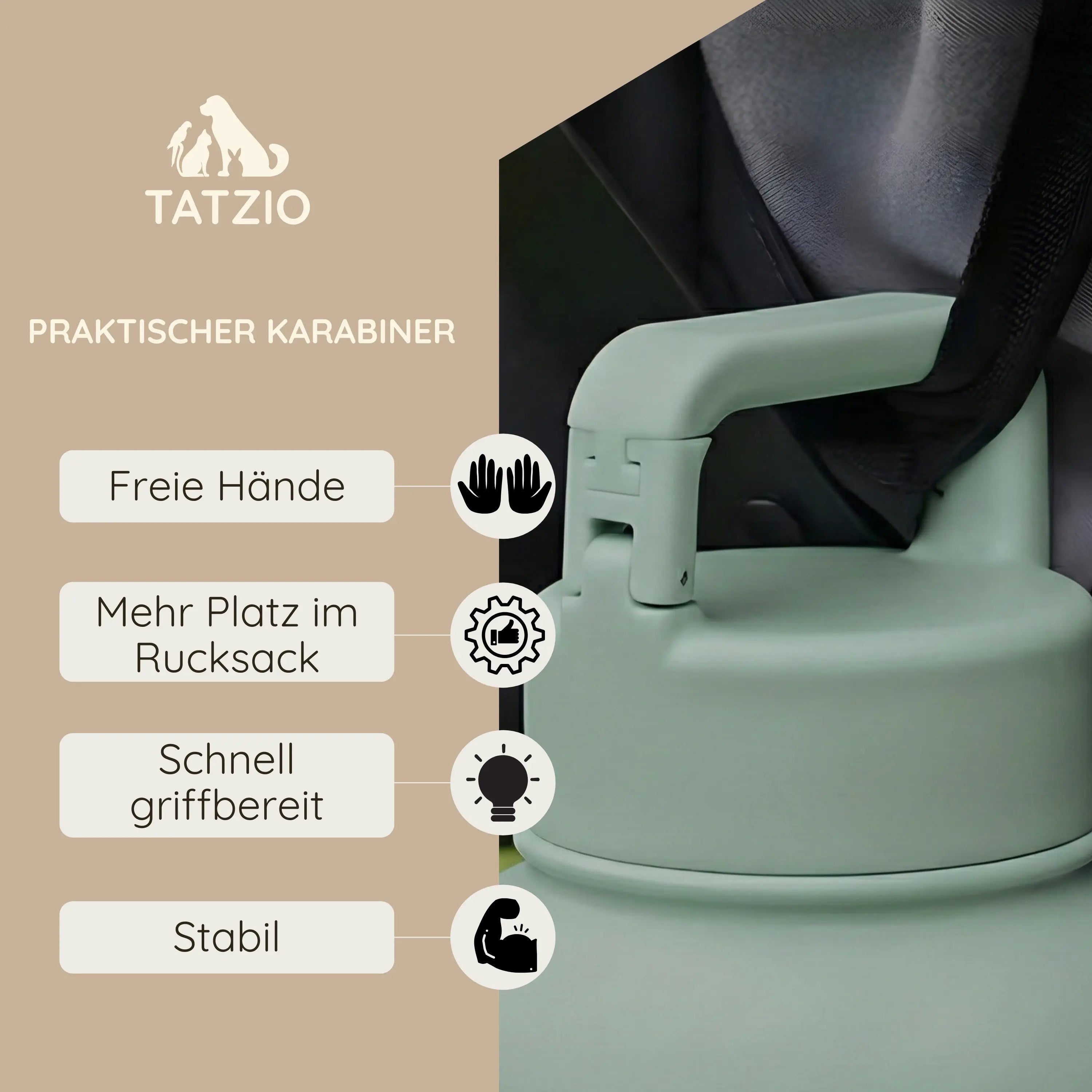 Das Bild zeigt die TATZIO Reiseflasche mit Trink- und Futternapf in Grün. Abgebildet ist der praktische Karabiner am Deckel der Flasche.