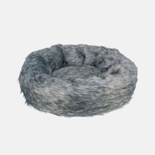 Das Bild zeigt das Trixie Bett Yelina in der Farbe Schwarz/Grau aus der Frontansicht. Es eignet sich für Katzen und Hunde.